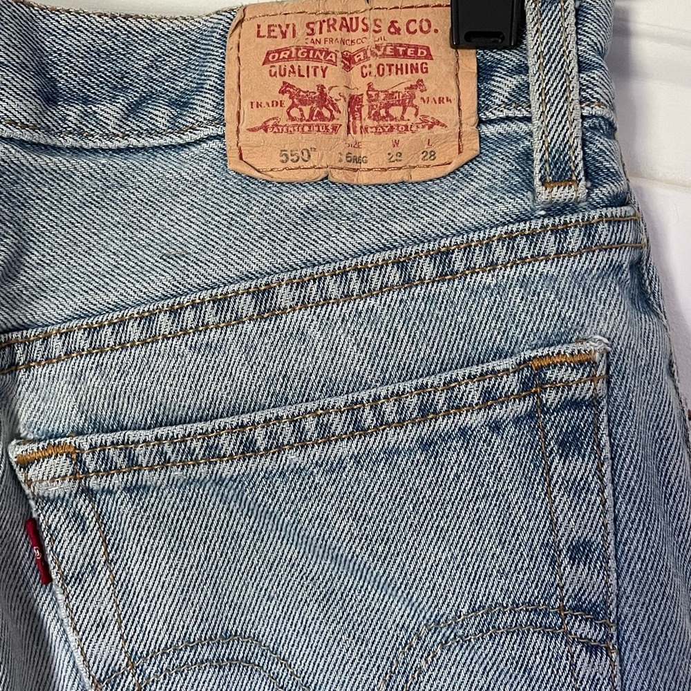 Vintage Levi's Light Wash 550 Jeans
